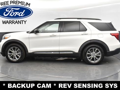 Used 2020 Ford Explorer XLT w/ Equipment Group 202A image 6