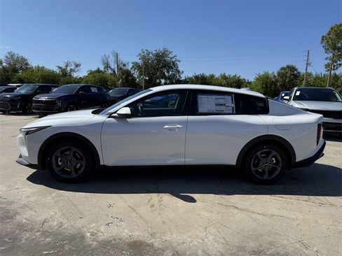 New 2025 Kia K4 LXS image 7