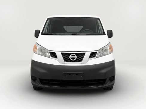 Used 2015 Nissan NV200 S FWD image 2