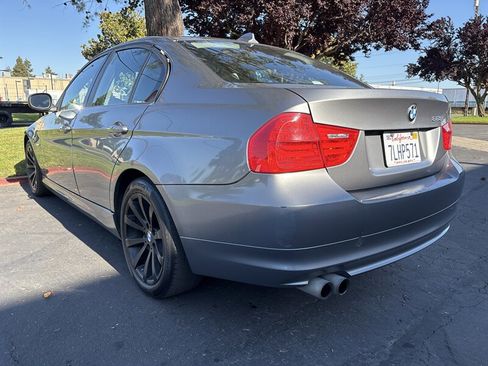 Used 2011 BMW 328i Sedan RWD image 7