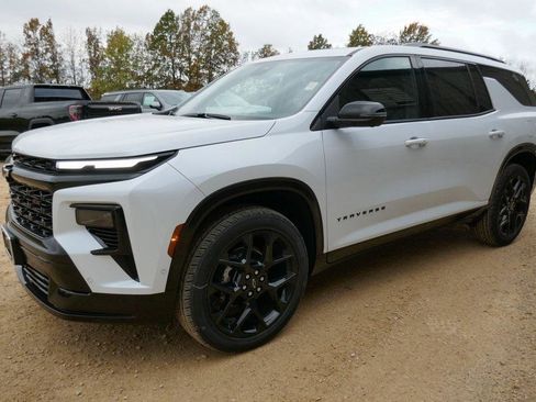 New 2026 Chevrolet Traverse RS image 7