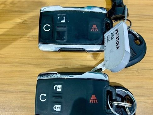 Used 2022 GMC Canyon AT4 image 55