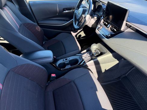 Used 2024 Toyota Corolla SE image 17