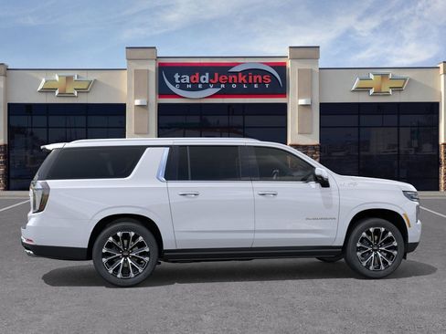 New 2026 Chevrolet Suburban High Country image 29