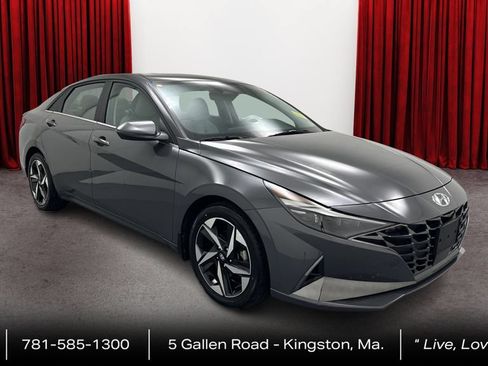 Used 2023 Hyundai Elantra Limited FWD image 3