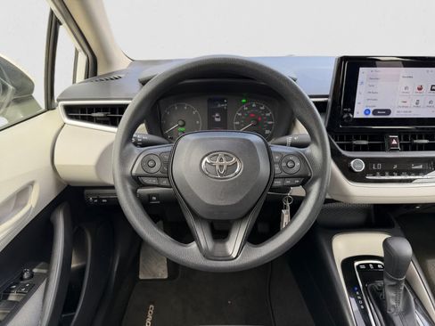 Used 2023 Toyota Corolla LE w/ Carpet Mat Package (TMS) FWD image 8