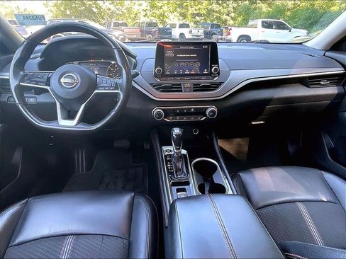 Used 2023 Nissan Altima 2.5 SR AWD/4WD image 21