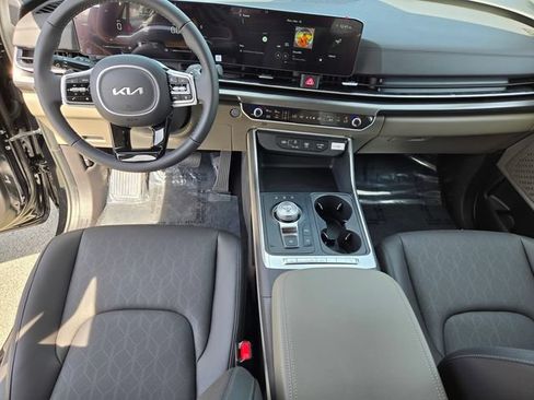 New 2026 Kia Carnival LXS FWD image 26