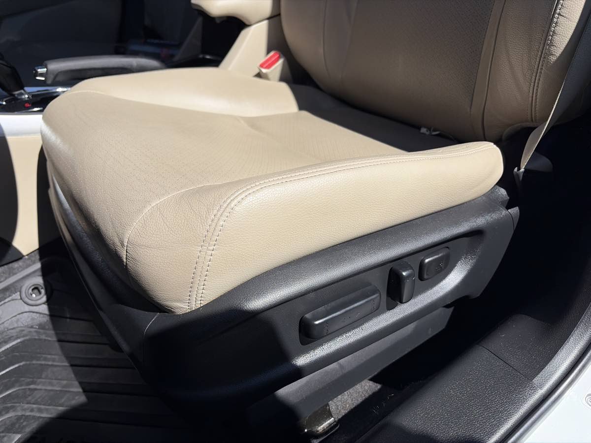 Used 2017 Honda Accord Touring image 10