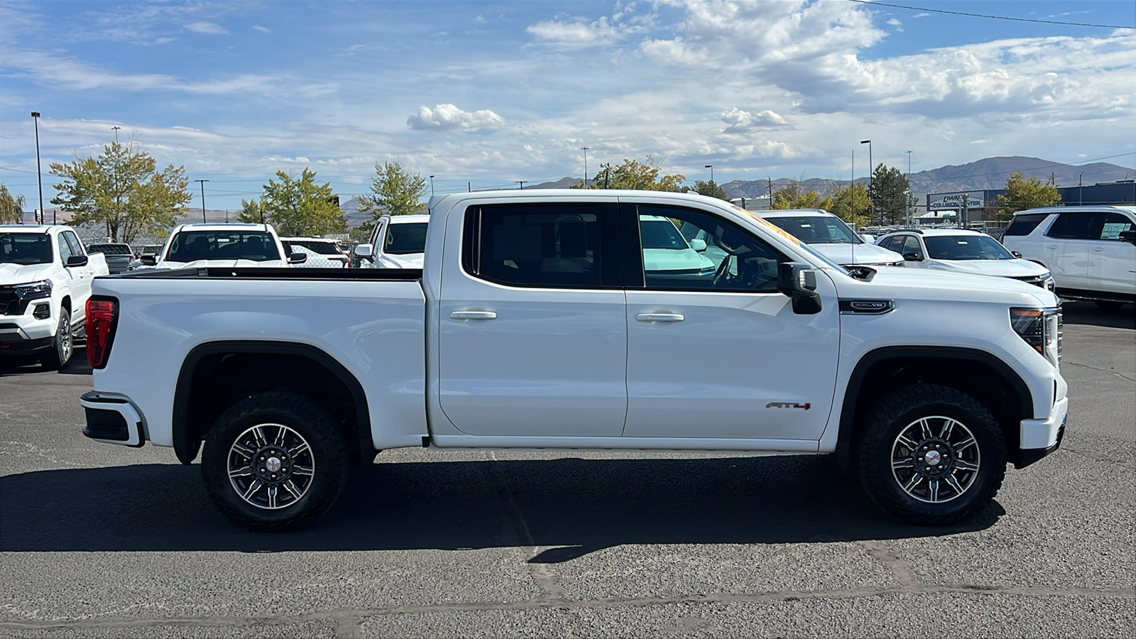 Certified 2025 GMC Sierra 1500 AT4 AWD/4WD image 4