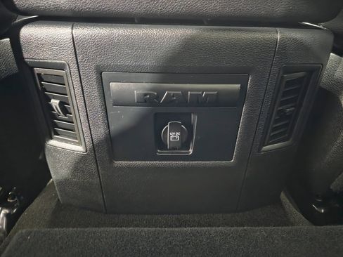Used 2017 RAM 1500 Sport image 40