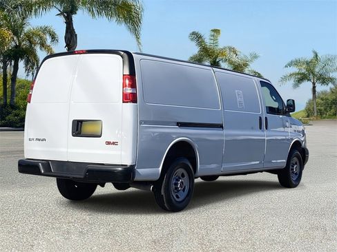 Used 2023 GMC Savana 2500 Work Van w/ Driver Convenience Package image 4
