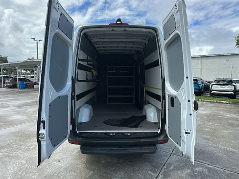 Used 2024 Mercedes-Benz Sprinter 144 Cargo image 26
