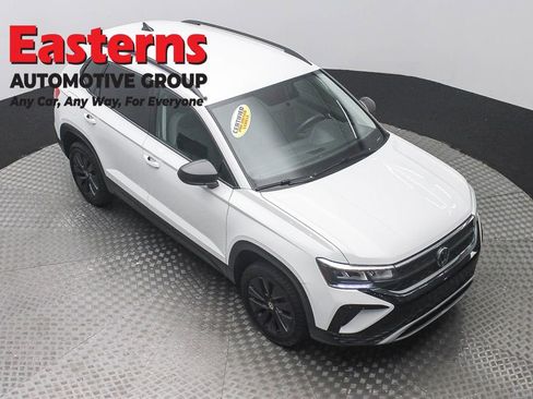 Used 2022 Volkswagen Taos S FWD image 3