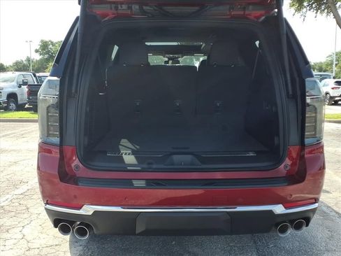 New 2026 Chevrolet Suburban Premier w/ Sun And Tow Package RWD image 12