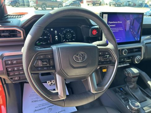 Used 2024 Toyota Tacoma TRD Sport w/ TRD Sport Upgrade Package image 13