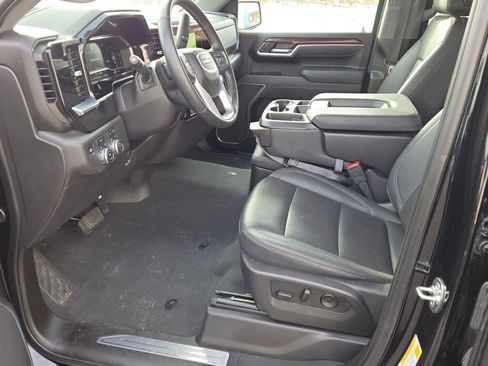 Used 2025 GMC Sierra 1500 SLT image 21