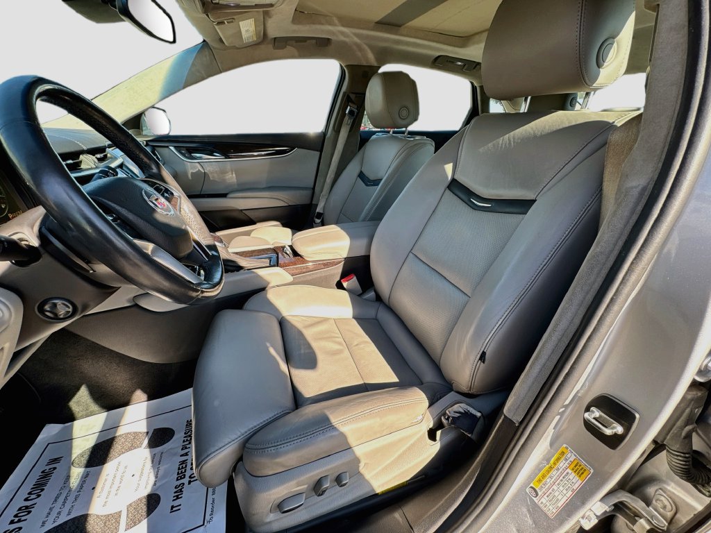 Used 2013 Cadillac XTS Premium FWD image 25