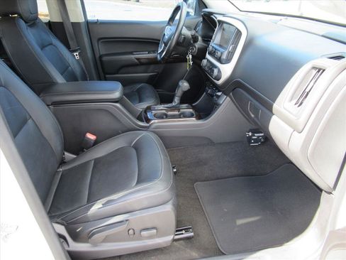 Used 2015 GMC Canyon SLT image 10