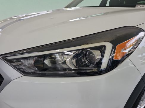 Used 2021 Hyundai Tucson SE w/ Cargo Package FWD image 32