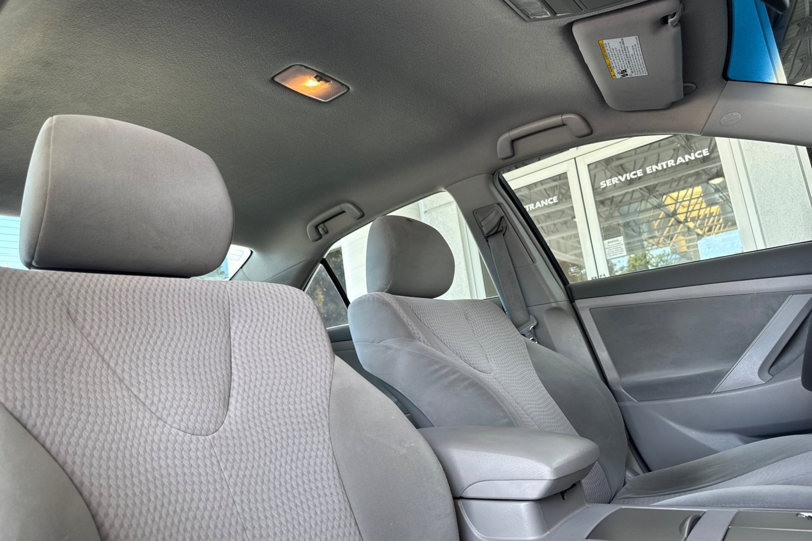 Used 2010 Toyota Camry LE FWD image 20