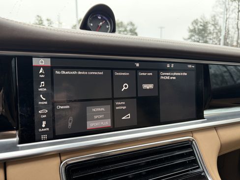 Used 2018 Porsche Panamera 4 w/ Premium Package Plus image 13