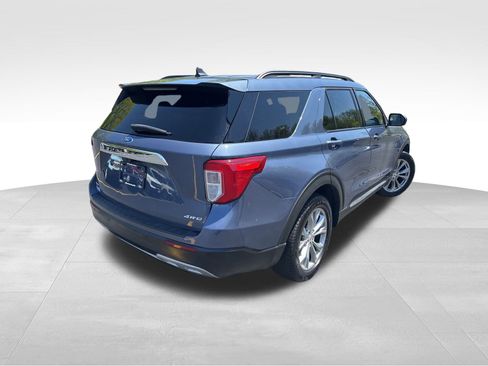 Used 2021 Ford Explorer XLT w/ Equipment Group 202A image 6