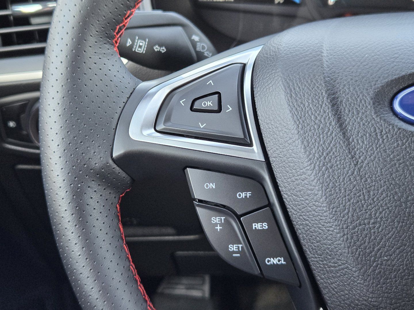 Used 2023 Ford Edge ST-Line AWD/4WD image 24