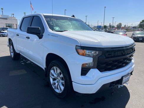 Used 2022 Chevrolet Silverado 1500 Custom RWD image 1