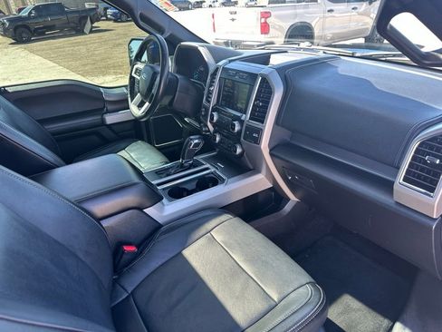 Used 2017 Ford F150 Lariat w/ Equipment Group 502A Luxury AWD/4WD image 30