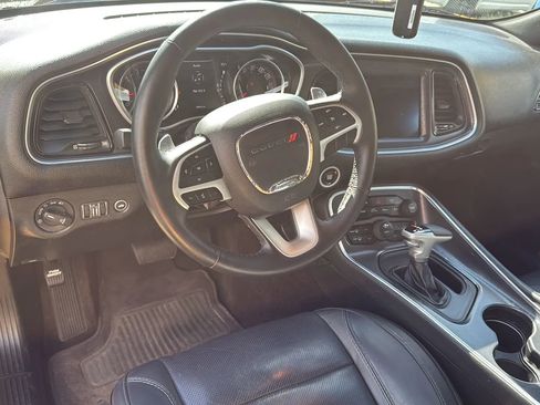 Used 2017 Dodge Challenger GT image 26