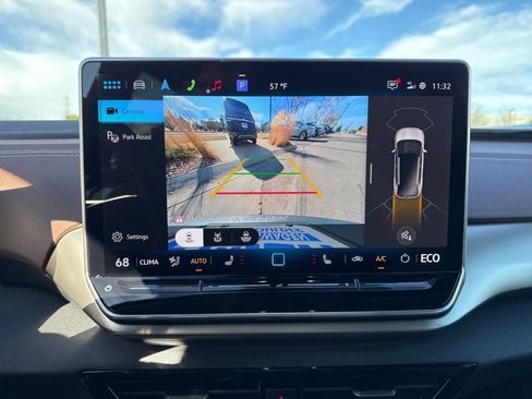 New 2026 Volkswagen ID.4 Pro AWD/4WD image 20