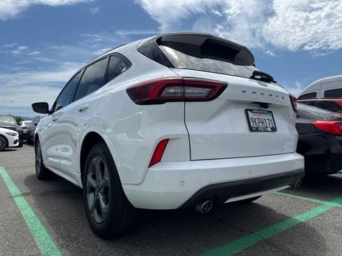Used 2023 Ford Escape ST-Line w/ Tech Pack #1 FWD image 8