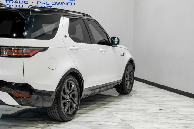 Used 2023 Land Rover Discovery S R-Dynamic AWD/4WD image 14
