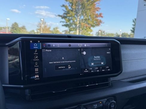 Used 2024 Jeep Wrangler Sport S image 16