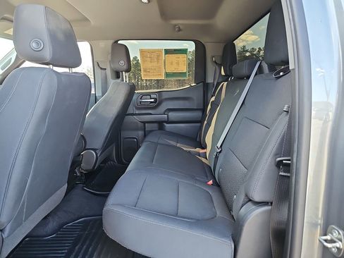 Used 2020 Chevrolet Silverado 1500 Custom Trail Boss image 18