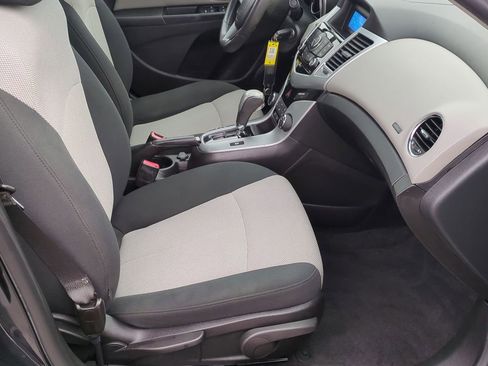 Used 2011 Chevrolet Cruze LS w/ Connectivity Package image 21