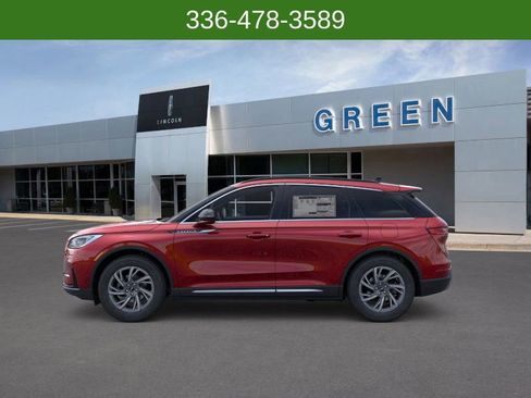 New 2026 Lincoln Corsair Premiere image 3