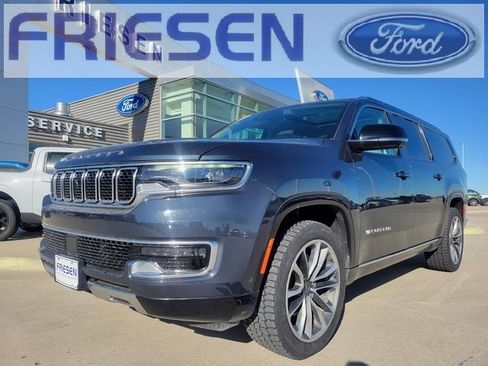 Used 2023 Jeep Wagoneer L Series III w/ Premium Group I image 1