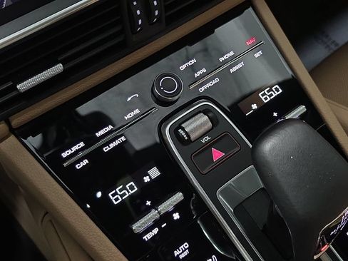 Certified 2023 Porsche Cayenne AWD/4WD image 19