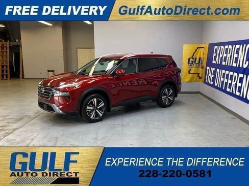 Used 2025 Nissan Rogue SL FWD image 5
