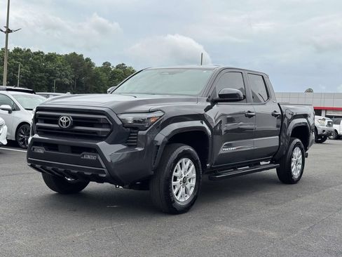 Used 2025 Toyota Tacoma SR5 RWD image 24
