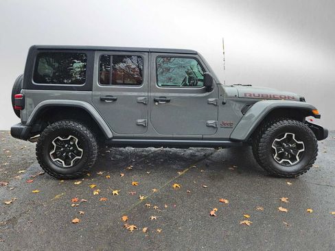 Used 2021 Jeep Wrangler Unlimited Rubicon image 2