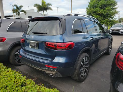 Certified 2023 Mercedes-Benz GLB 250 image 3