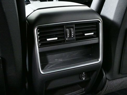 Certified 2022 Porsche Cayenne Coupe AWD/4WD image 20
