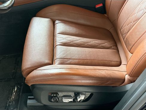 Used 2024 BMW X5 M60i image 20