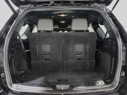 Used 2025 Dodge Durango GT AWD/4WD image 21