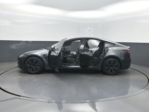 Used 2025 Tesla Model 3 RWD image 33