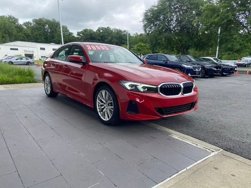 Used 2023 BMW 330i xDrive Sedan w/ Premium Package AWD/4WD image 5