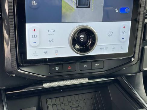 New 2025 Ford F150 Lightning Platinum image 13